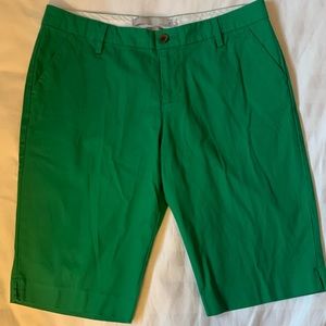 Old Navy emerald green stretch cotton Bermuda shorts NWOT